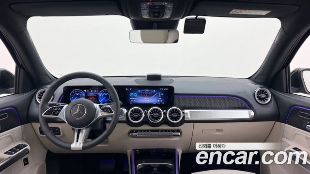Mercedes-Benz EQB 2026 — photo 12