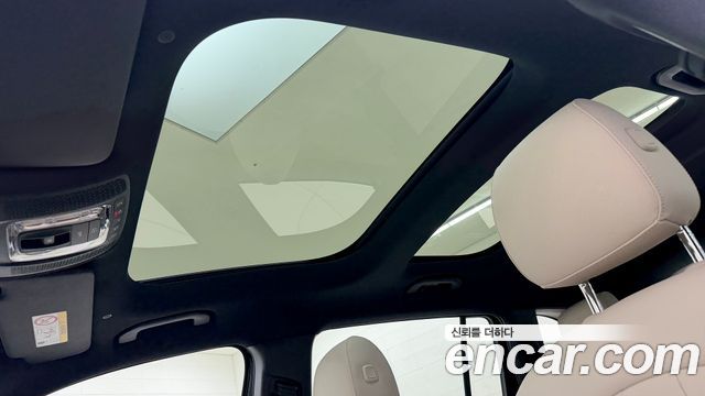 Mercedes-Benz EQB 2026 — photo 15