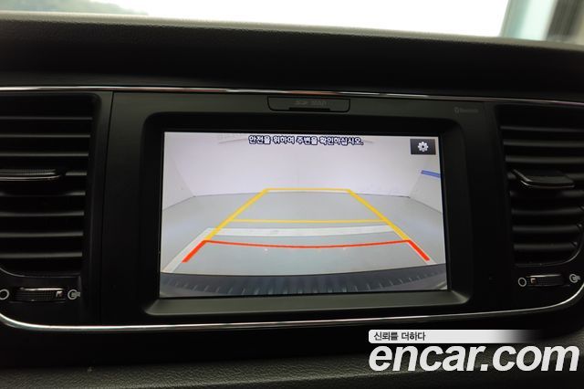 Kia Canival 2018 — photo 10
