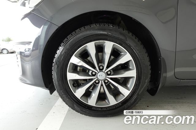 Kia Canival 2018 — photo 17