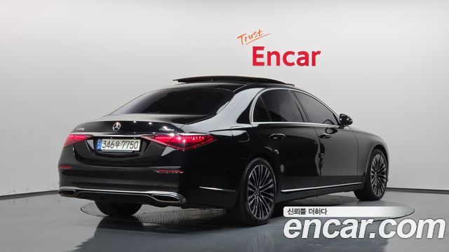 Mercedes-Benz S-Class 2022 — photo 2