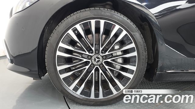 Mercedes-Benz S-Class 2022 — photo 5