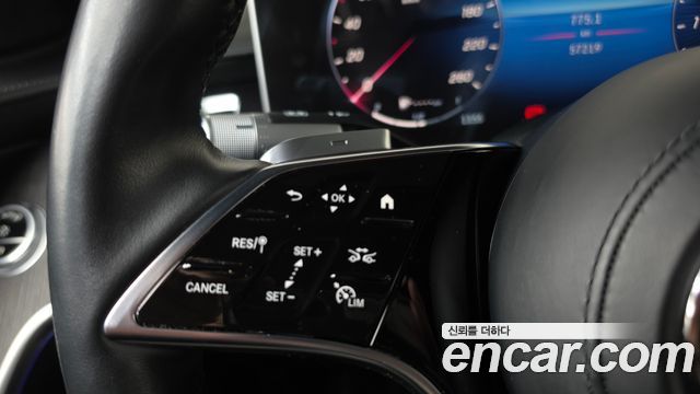 Mercedes-Benz S-Class 2022 — photo 22