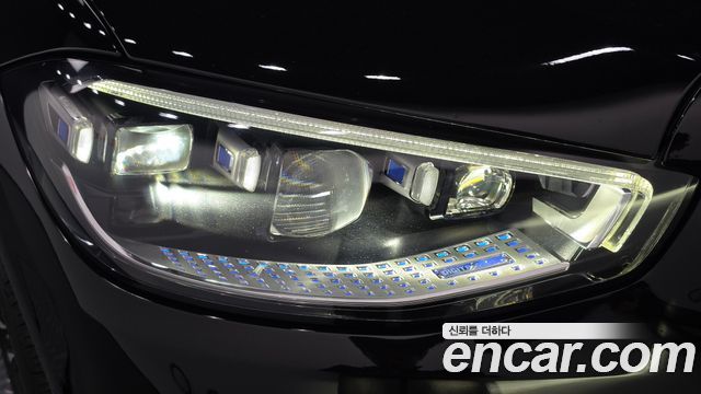 Mercedes-Benz S-Class 2022 — photo 8