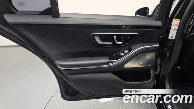 Mercedes-Benz S-Class 2022 — photo 15