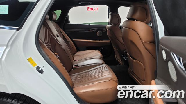 Genesis G80 2022 — photo 17