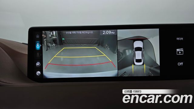 Genesis G80 2022 — photo 20