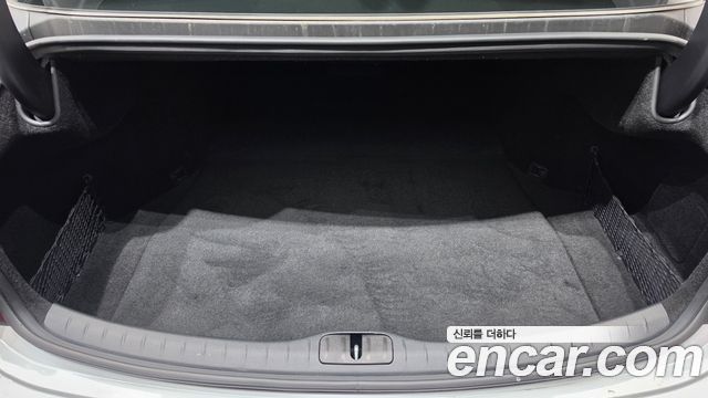 Genesis G80 2022 — photo 26