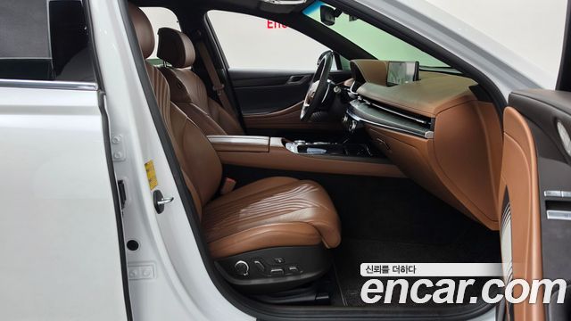 Genesis G80 2022 — photo 16