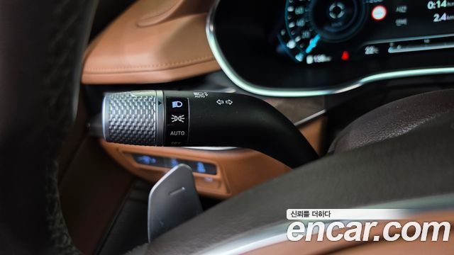 Genesis G80 2022 — photo 28