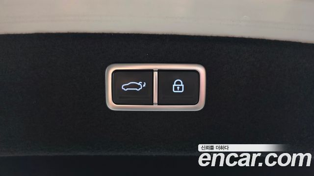 Genesis G80 2022 — photo 36