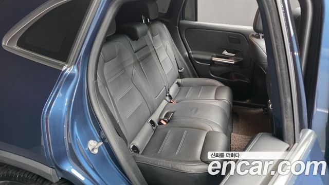 Mercedes-Benz EQA 2022 — photo 17