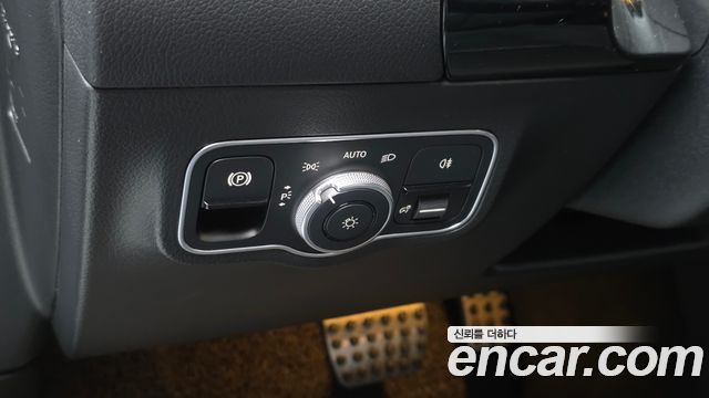 Mercedes-Benz EQA 2022 — photo 26