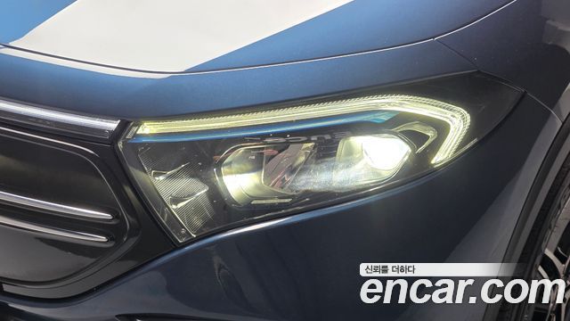 Mercedes-Benz EQA 2022 — photo 8