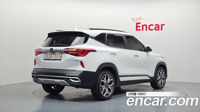 Kia Seltos 2020 — photo 2