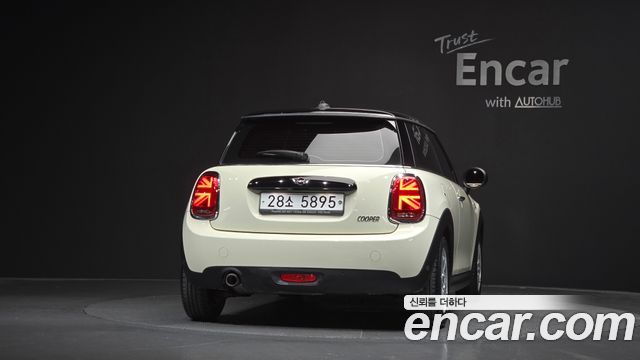 Mini Cooper 2019 — photo 4