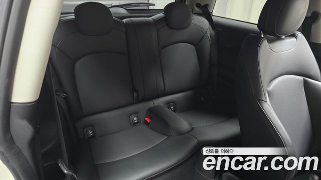 Mini Cooper 2019 — photo 17