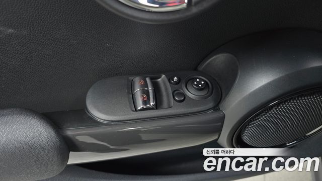 Mini Cooper 2019 — photo 23