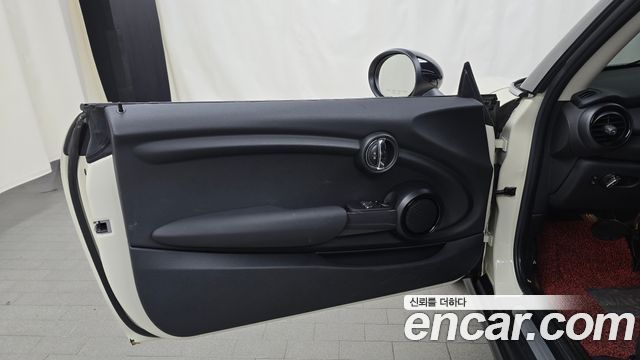 Mini Cooper 2019 — photo 14