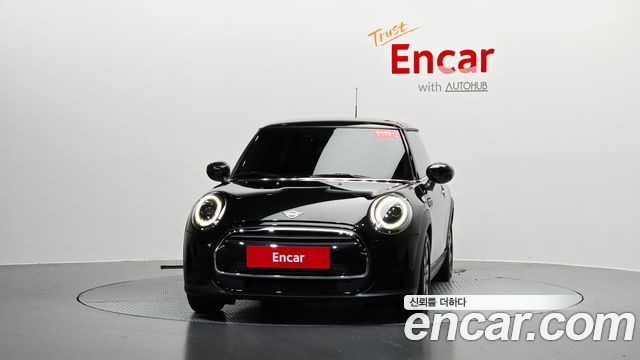 Mini Cooper 2023 — photo 3