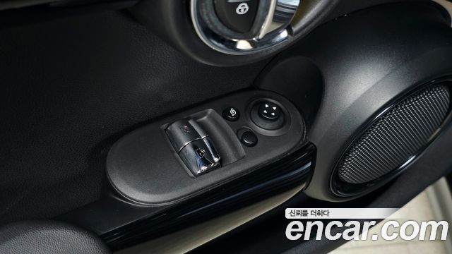 Mini Cooper 2023 — photo 19