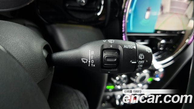 Mini Cooper 2023 — photo 29