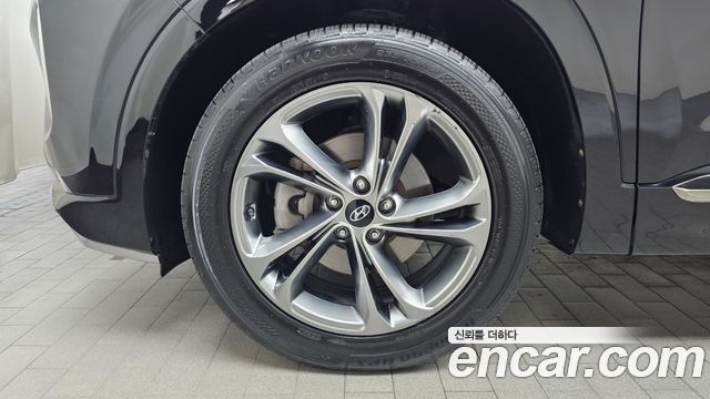 Hyundai Santafe 2019 — photo 5