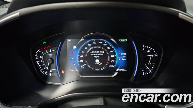 Hyundai Santafe 2019 — photo 11