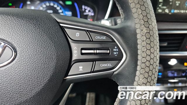 Hyundai Santafe 2019 — photo 23