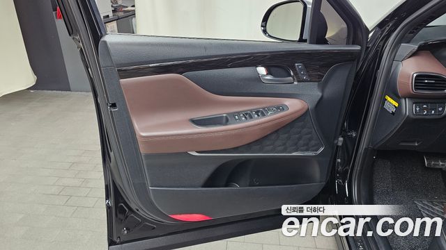 Hyundai Santafe 2019 — photo 14