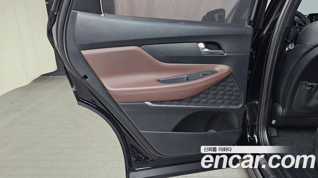 Hyundai Santafe 2019 — photo 15
