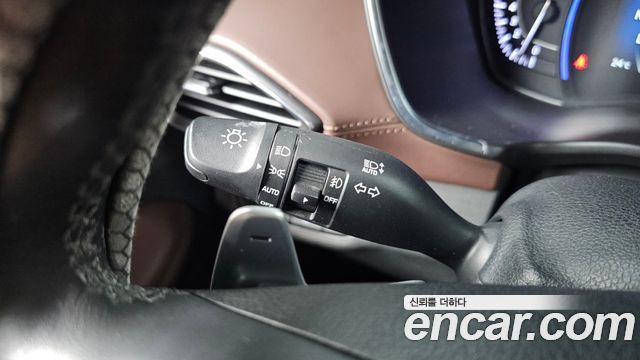Hyundai Santafe 2019 — photo 33