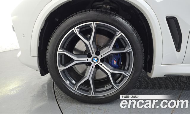 BMW X5 2019 — photo 5