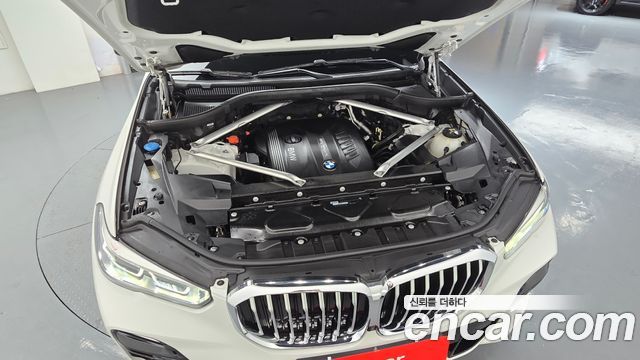 BMW X5 2019 — photo 6