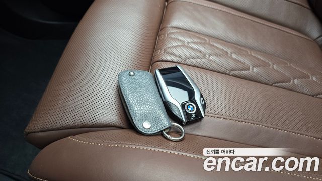 BMW X5 2019 — photo 21
