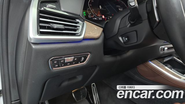 BMW X5 2019 — photo 26