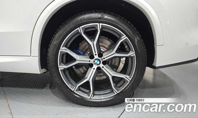 BMW X5 2019 — photo 7