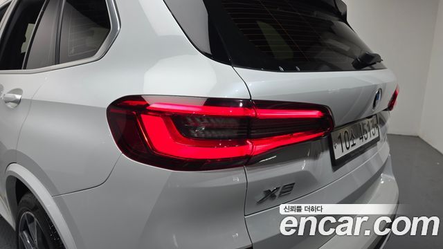 BMW X5 2019 — photo 9