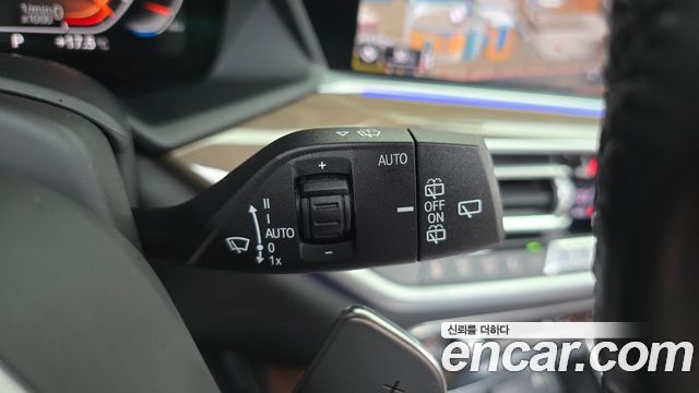BMW X5 2019 — photo 27