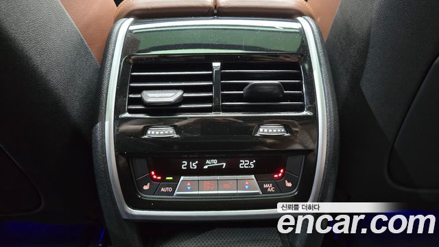 BMW X5 2019 — photo 31