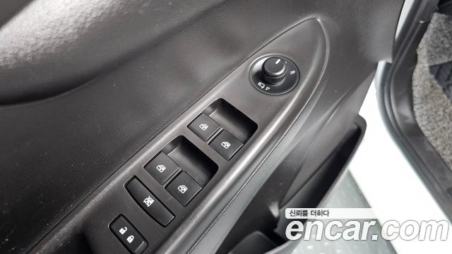 Chevrolet Korea Spark 2017 — photo 19