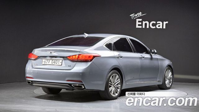 Genesis G80 2017 — photo 2