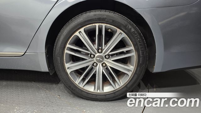 Genesis G80 2017 — photo 7