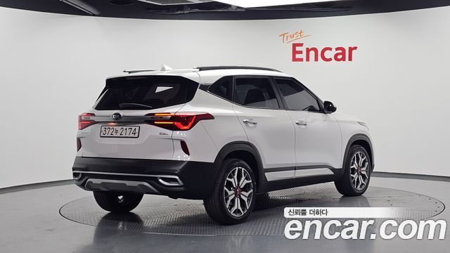 Kia Seltos 2021 — photo 2