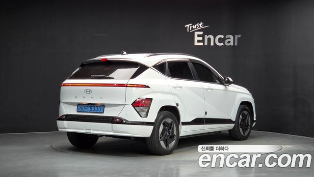 Hyundai Kona 2023 — photo 2