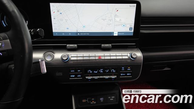 Hyundai Kona 2023 — photo 19
