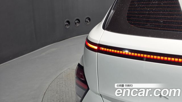 Hyundai Kona 2023 — photo 9