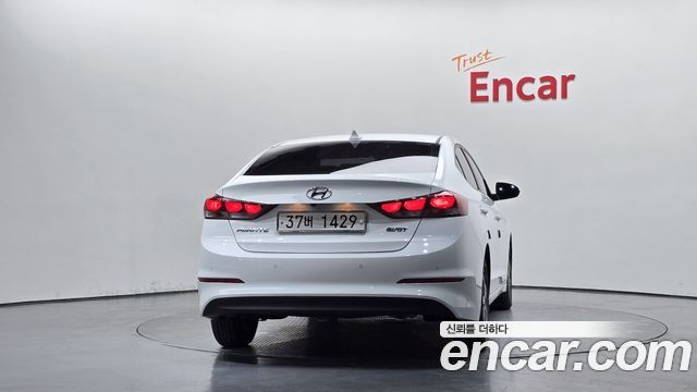 Hyundai AVANTE 2016 — photo 4