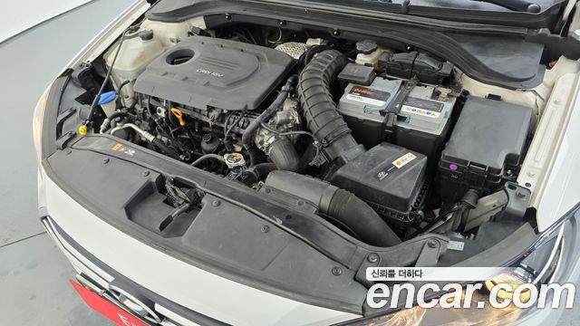 Hyundai AVANTE 2016 — photo 6
