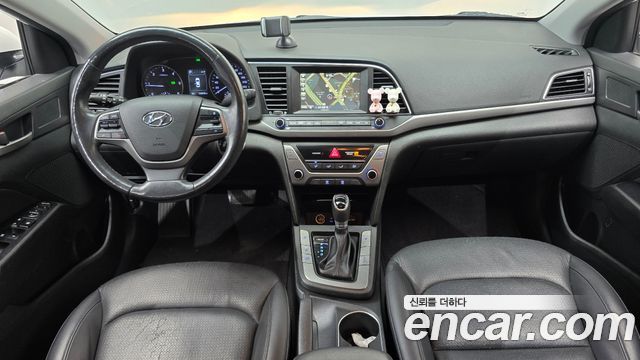 Hyundai AVANTE 2016 — photo 7